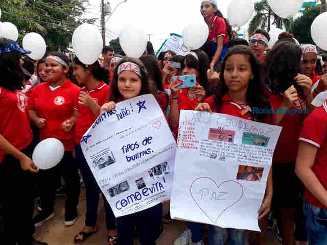 Escola na Capital realiza atividades para alertar estudantes contra o bullying e a violência
