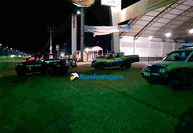 Bandidos tentam roubar o Makro, fazem buraco na parede, mas fogem após alarme disparar