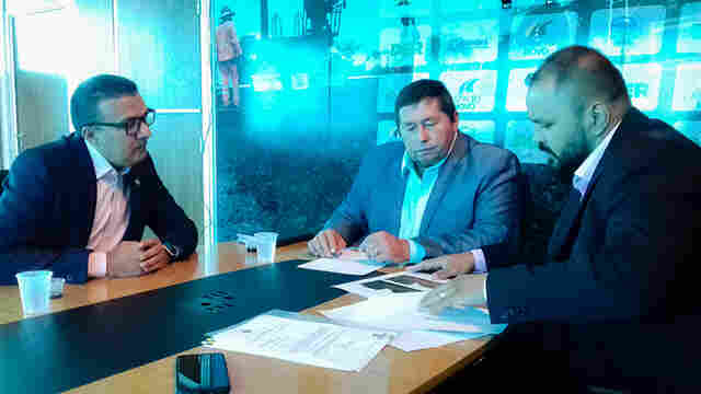 Alex Silva reivindica asfaltamento da Estrada da Penal e ruas da Zona Leste da Capital