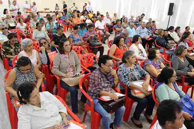 Sindsef convoca professores com pendências na ação do RSC; veja lista
