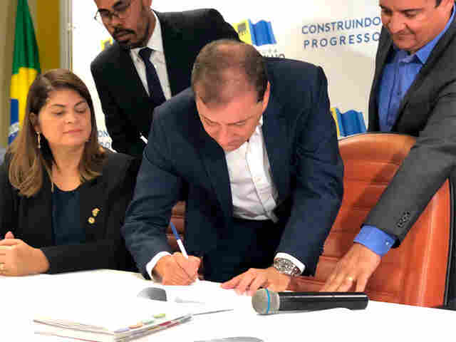 Sai na quinta-feira o edital do concurso da Semed com 754 vagas para professor, técnico e pessoal de apoio