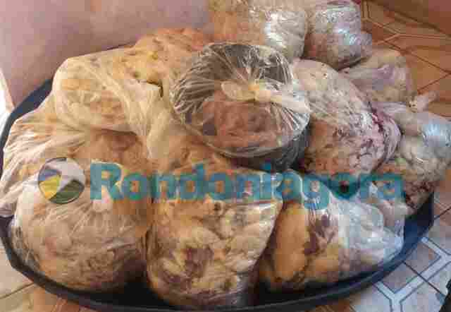 Vídeo: Polícia e Semagric encontram quase uma tonelada de carne estragada em fábrica de charque