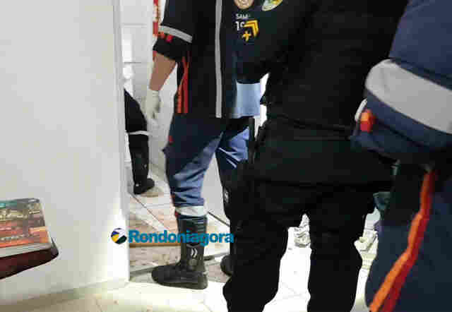 Membros de facção invadem casa e executam jovem com tiro de escopeta