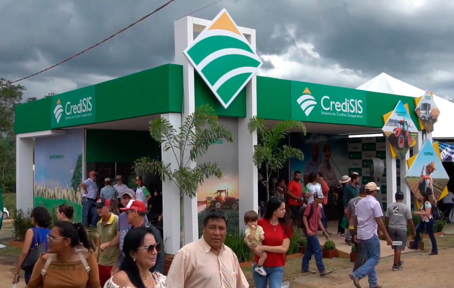 Durante a Rondônia Rural Show, CrediSIS tem linha de financiamento para energia solar