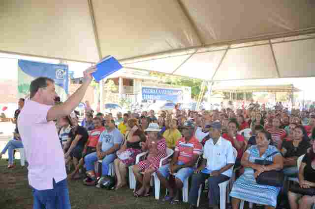 Prefeito diz que, prioritariamente, títulos de imóveis devem ser emitidos no nome da mulher