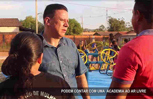 Academia ao Ar Livre é inaugurada no bairro Planalto II através de parceria entre Edesio Fernandes e a Prefeitura