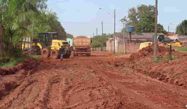 Vereador Edesio Fernandes tem atendido o pedido de limpeza e encascalhamento no Bairro Texeir&atilde;o