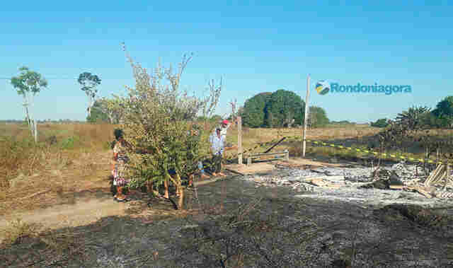 Incêndio em sítio mata homem carbonizado