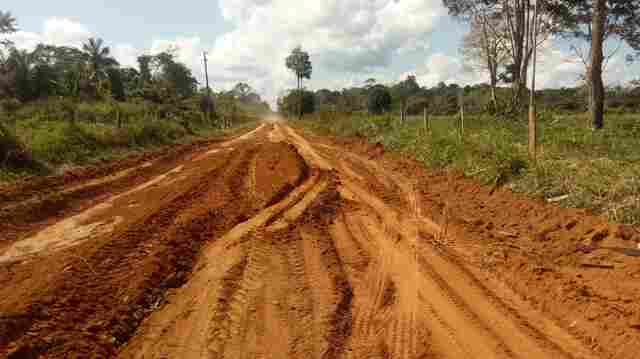 Prefeitura começa trabalho de recuperação de vias urbanas e rurais em Extrema