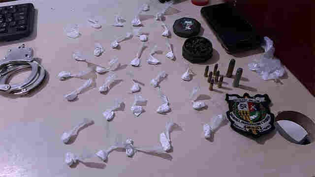 Polícia fecha boca de fumo e prende dois no Jardim Santana