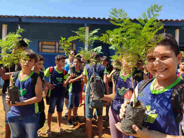 Plantio simbólico de árvores nativas celebra Dia de Proteção às Florestas em Rondônia