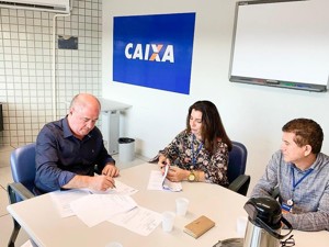 Prefeito de Ji-Paraná assina contrato com a Caixa e garante recursos para ETE do Rondon I