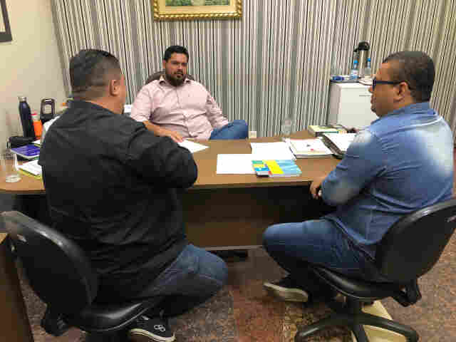 Jean Oliveira quer o CAS funcionando e acessibilidade aos surdos nas escolas