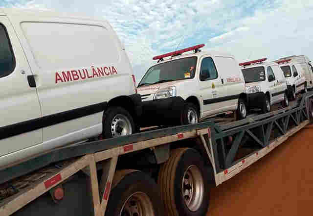 Prefeito entrega mais nove ambulâncias para atender Porto Velho e distritos