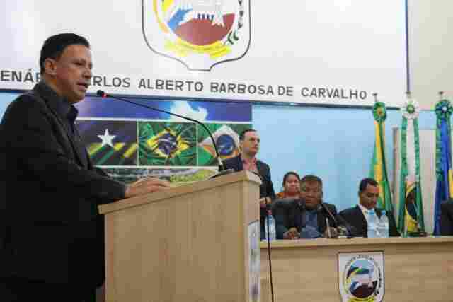 Vereador Edesio participa da posse do novo prefeito de Candeias do Jamari