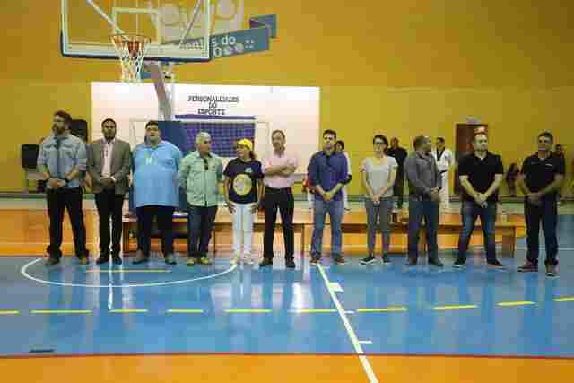 Ginásio Dudu é reinaugurado em Porto Velho; veja fotos