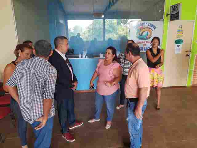Deputado Alex Silva visita Associação Comercial da Zona Leste