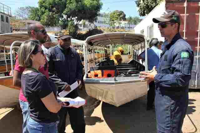 Governo garante transporte fluvial a alunos ribeirinhos de Porto Velho e distritos