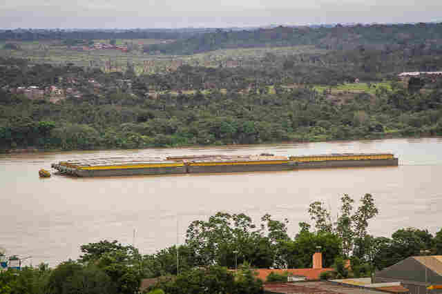 Estiagem dificulta navegação e governo planeja estratégias para aumentar a exportação em Rondônia
