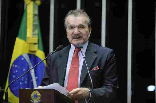 Autoridades e entidades lamentam morte de Odacir Soares