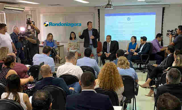 Conversações avançam e servidores da área da enfermagem decidem não paralisar atividades