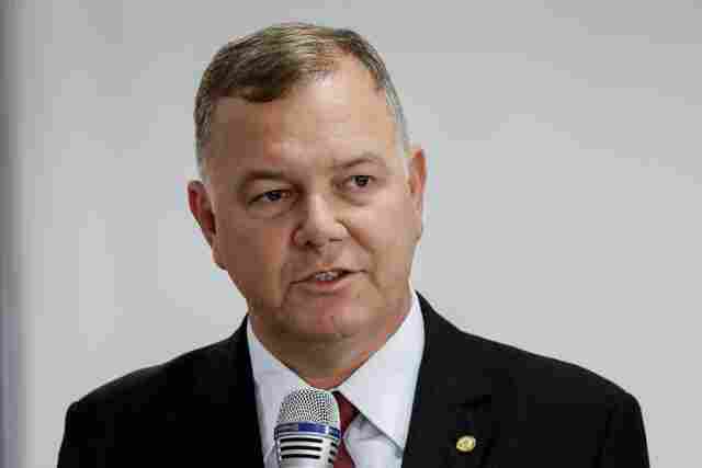 Governo de Rondônia poderá contratar médicos brasileiros formados no exterior, garante Mosquini