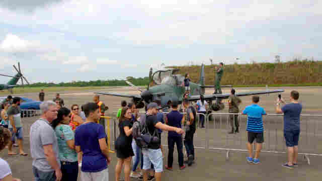 Vídeo: Base Aérea abre os portões no Dia das Crianças