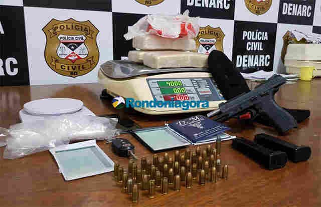 Casal é preso com 4 kg de cocaína e uma pistola na BR-364