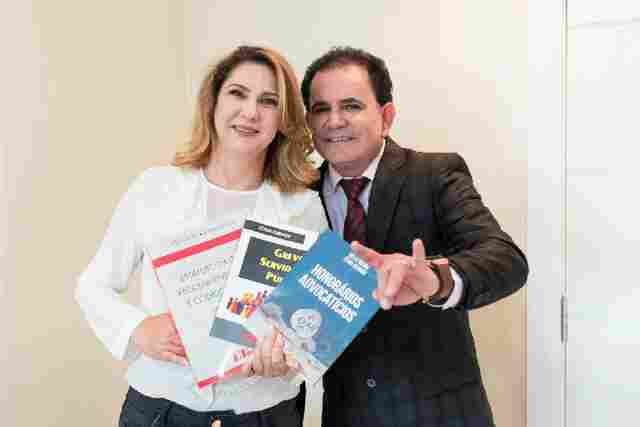 A sucumbência pode ser objeto de recurso autônomo e não impede o cumprimento de sentença da condenação principal.