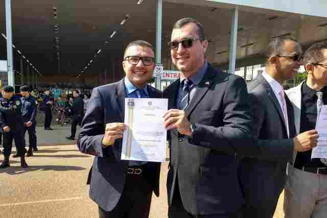 Deputado Alex Silva é homenageado pelo 5º Batalhão da PMRO