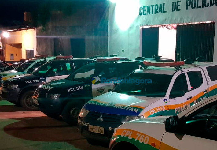 Homem suspeito de tentar matar o pai a facadas é preso