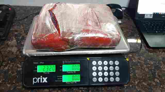 PRF apreende 2 quilos de maconha em ônibus