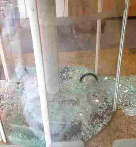 Agência bancária é alvo de depredação na região central de Porto Velho