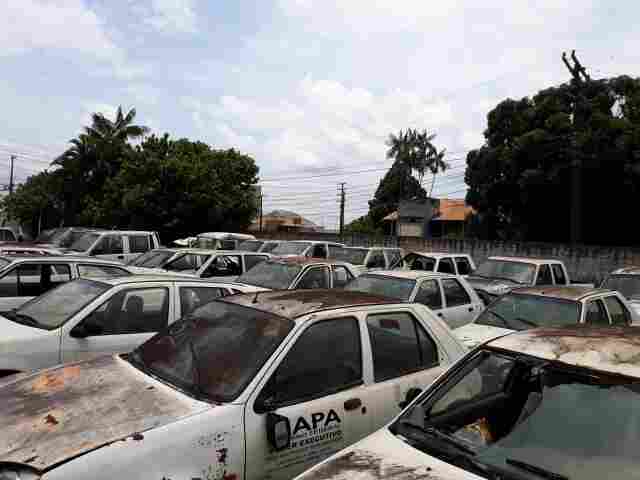 Idaron realiza leilão e coloca à venda carros, motos, barcos, motores e motosserras