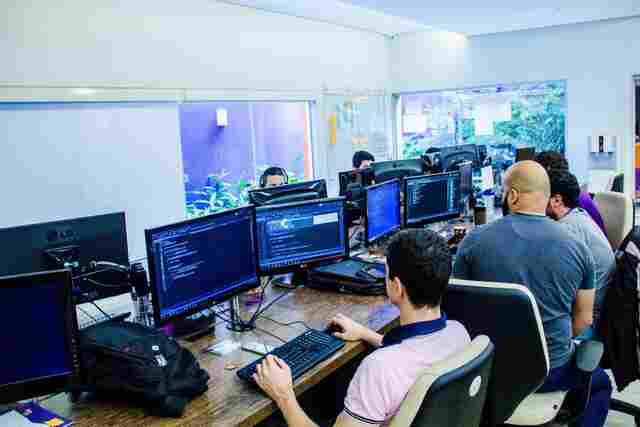 Tecnologia tem ajudado a desburocratizar a prestação de serviços públicos