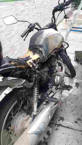 Jornalista da Capital tem a moto incendiada