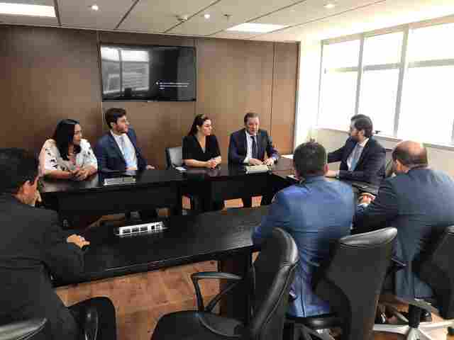 Vereadora Joelna Holder viaja à Brasília para reunião com o Presidente do FNDE