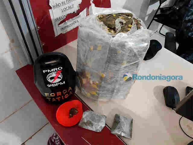 Polícia prende suspeitos após encontrar 8 kg de maconha enterrada