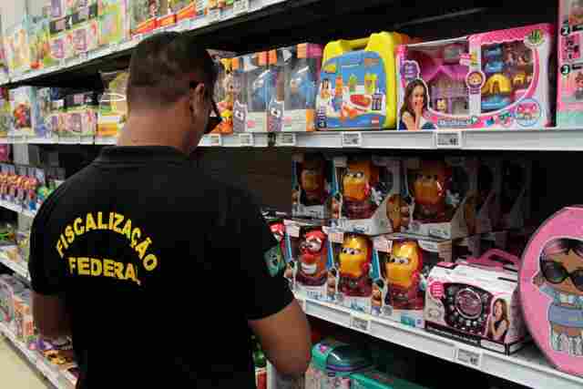 Ipem fiscaliza artefatos natalinos, bicicletas infantis e brinquedos em Porto Velho