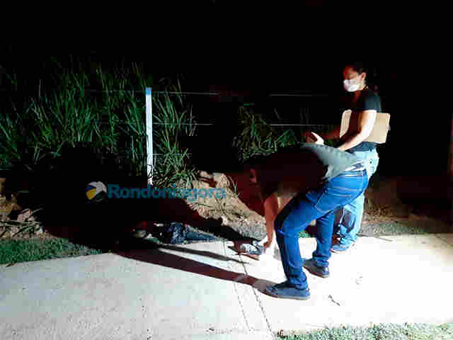 Polícia recebe denúncia e localiza feto dentro de saco plástico em área de loteamento