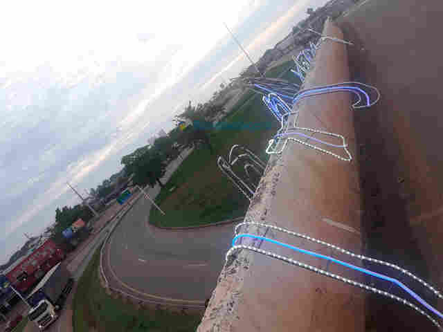 Vândalos destroem iluminação natalina em Porto Velho