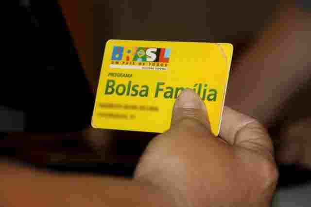 Semasf alerta sobre calendário de pagamento do Bolsa Família