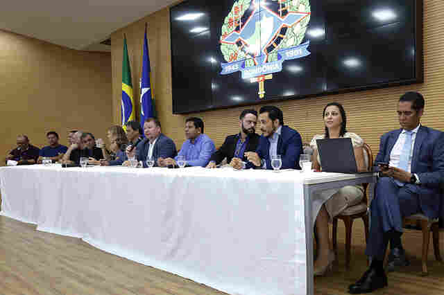 Em reunião na ALE, Governo pede seis meses para estudos do PCCR da saúde e dá aumento de R$ 158 no auxílio alimentação