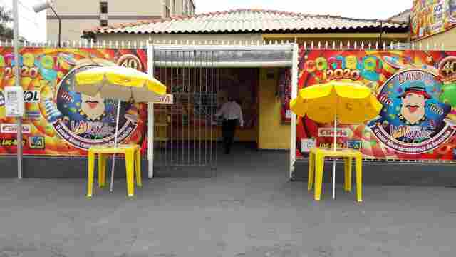 Criminosos invadem sede da Banda do Vai Quem Quer e roubam móveis e acervo