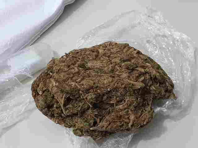 PRF apreende meio quilo de skunk com passageiro de ônibus