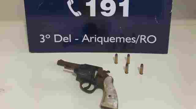Homem com problemas psiquiátricos é preso pela PRF com arma de fogo