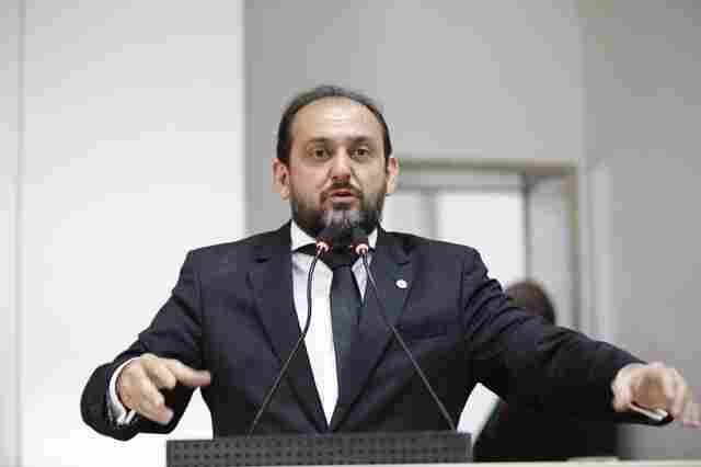 Presidente da Assembleia Legislativa anuncia contratação de 40 concursados e reforma administrativa