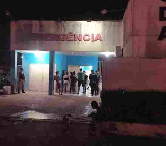 Cabeleireiro é assaltado, reage e é esfaqueado em Porto Velho