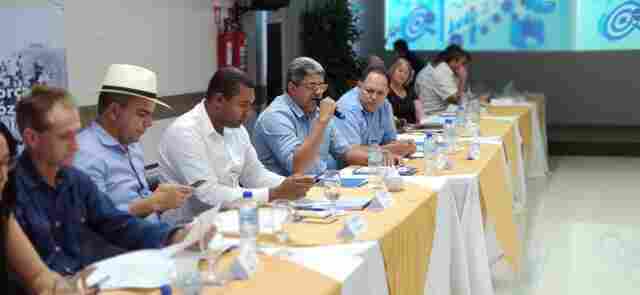 Prefeitos realizam plenária e deliberam pautas prioritárias para o fim de mandato