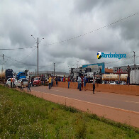 Vídeo: Manifestantes fecham a BR-364 exigindo ICMS menor para combustíveis